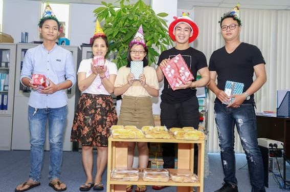 CADIAN TỔ CHỨC SINH NHẬT CHO NHÂN VIÊN